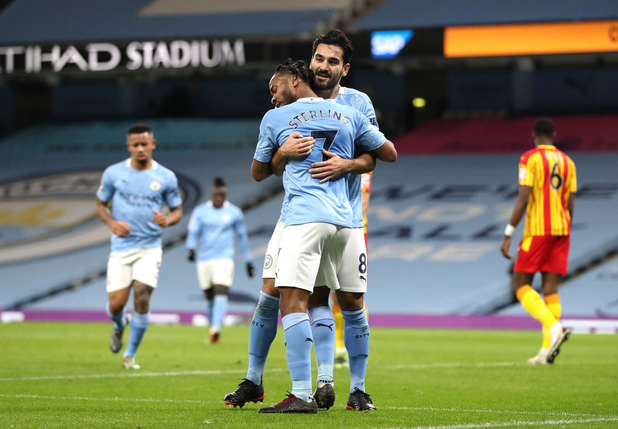 为队友创造 为队友创造