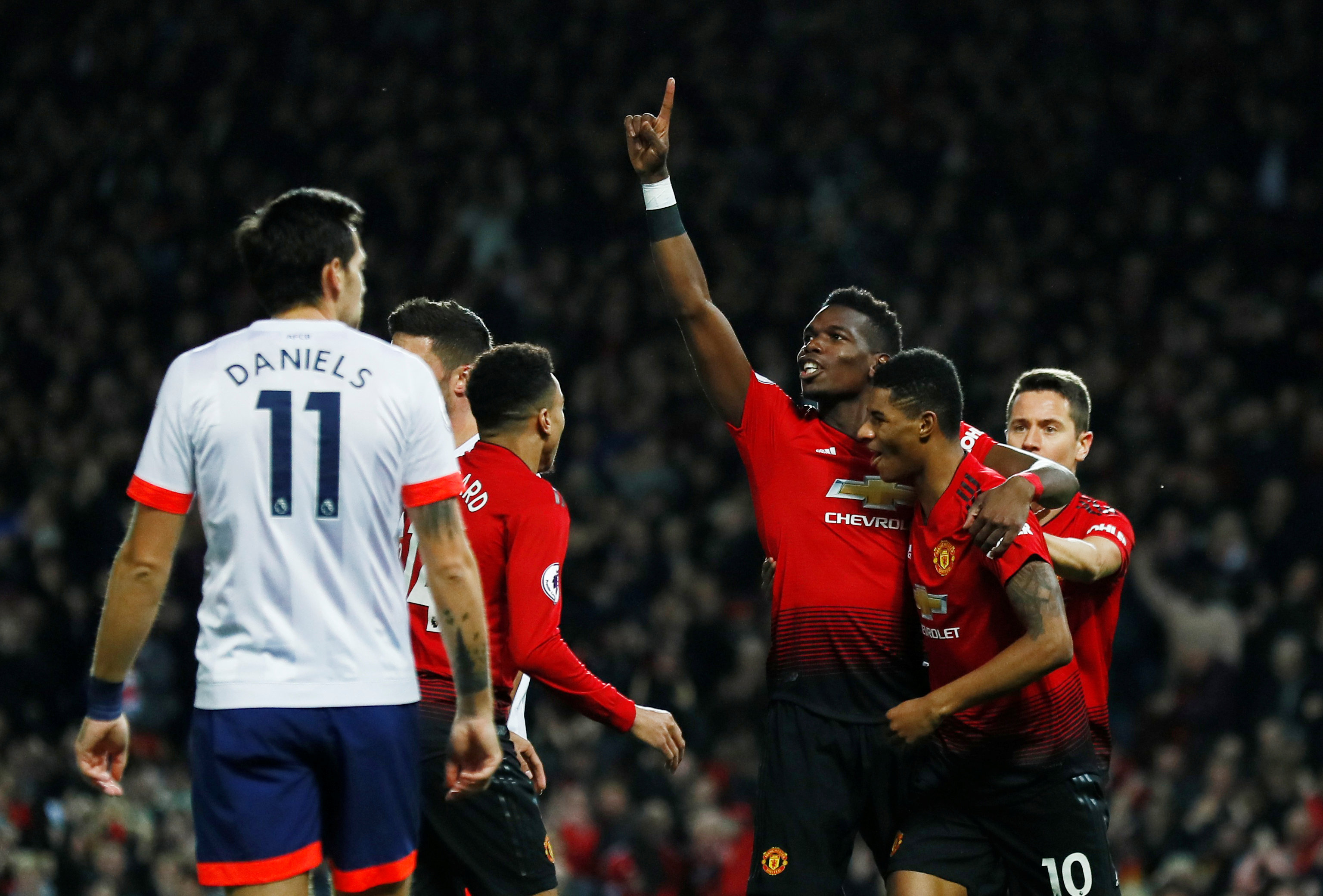 想和他对足 想和他对足